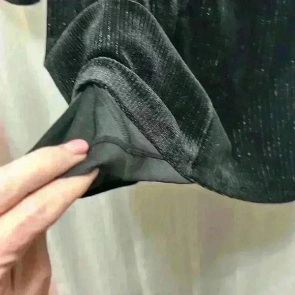 NWT BCBGeneration Women's V-Neck Long-Sleeve Velvet Mini Dress sz 14 Item#8R - Picture 11 of 12